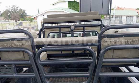 Buy Used Toyota Hilux Brown Car in Ndola in Zambia Buy Used Toyota Hilux Brown Car in Ndola in Zambia