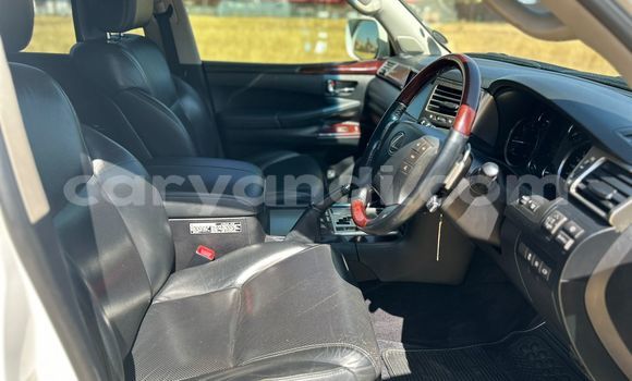 Buy Used Toyota Land Cruiser Prado White Car in Lusaka in Zambia Buy Used Toyota Land Cruiser Prado White Car in Lusaka in Zambia