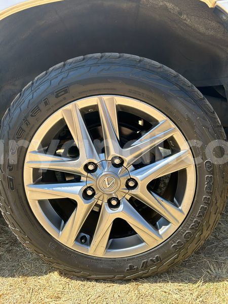 Big with watermark toyota land cruiser prado zambia lusaka 30498