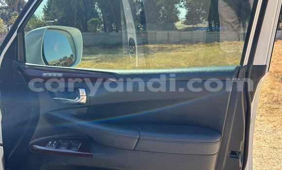 Buy Used Toyota Land Cruiser Prado White Car in Lusaka in Zambia Buy Used Toyota Land Cruiser Prado White Car in Lusaka in Zambia