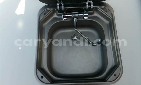 Buy Used Ricomag BW200 White Truck in Lusaka in Zambia Buy Used Ricomag BW200 White Truck in Lusaka in Zambia