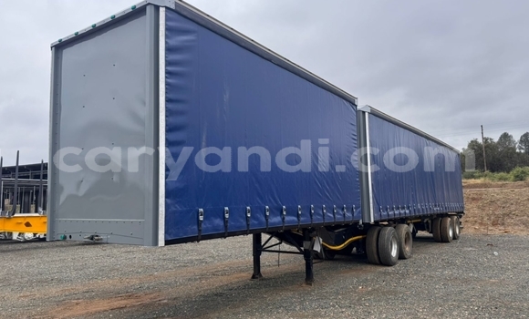 Buy Used DAF CF Blue Truck in Lusaka in Zambia Buy Used DAF CF Blue Truck in Lusaka in Zambia