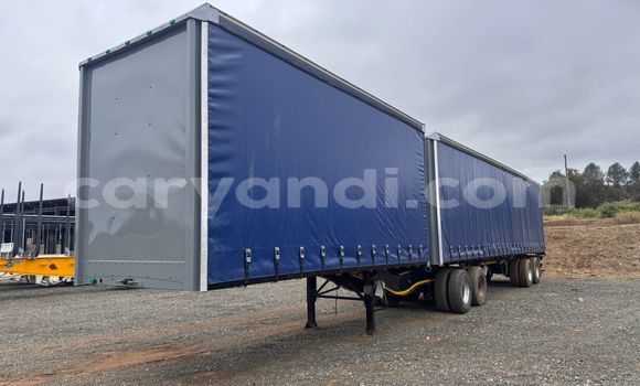 Buy Used DAF CF Blue Truck in Lusaka in Zambia Buy Used DAF CF Blue Truck in Lusaka in Zambia