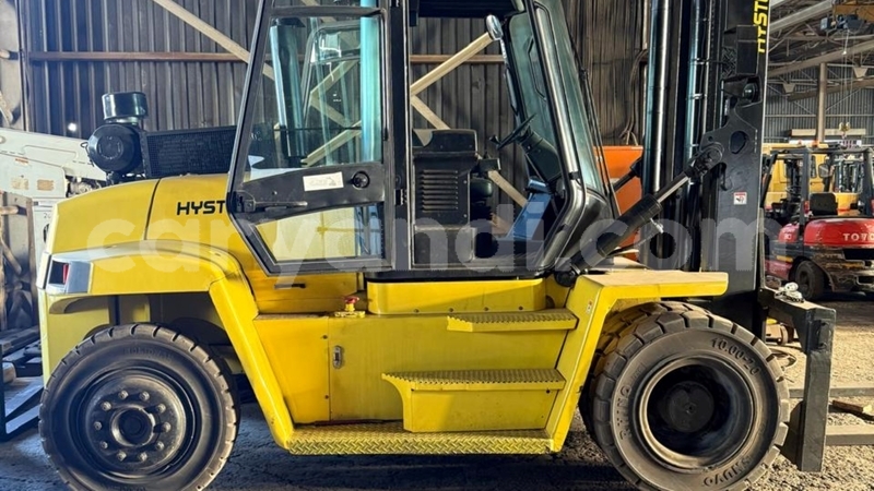 Big with watermark caterpillar 120 zambia kitwe 30501