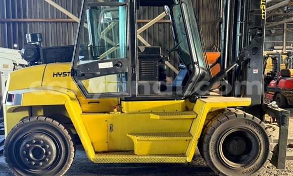 Buy Used Caterpillar 120 Green Truck in Kitwe in Zambia Buy Used Caterpillar 120 Green Truck in Kitwe in Zambia