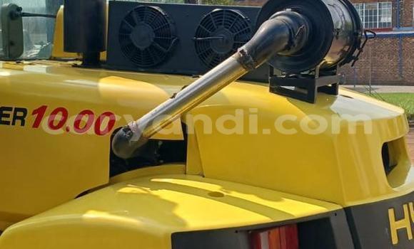 Buy Used Caterpillar 120 Green Truck in Kitwe in Zambia Buy Used Caterpillar 120 Green Truck in Kitwe in Zambia