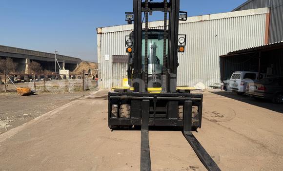 Buy Used Caterpillar 120 Green Truck in Kitwe in Zambia Buy Used Caterpillar 120 Green Truck in Kitwe in Zambia