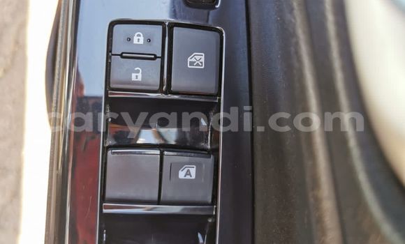 Buy Used Toyota Yaris Silver Car in Kitwe in Zambia Buy Used Toyota Yaris Silver Car in Kitwe in Zambia