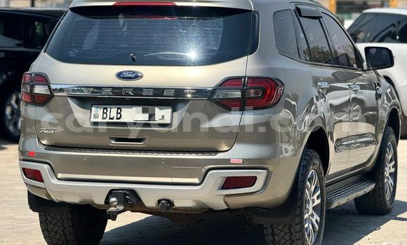 Buy Used Ford Everest Beige Car in Lusaka in Zambia