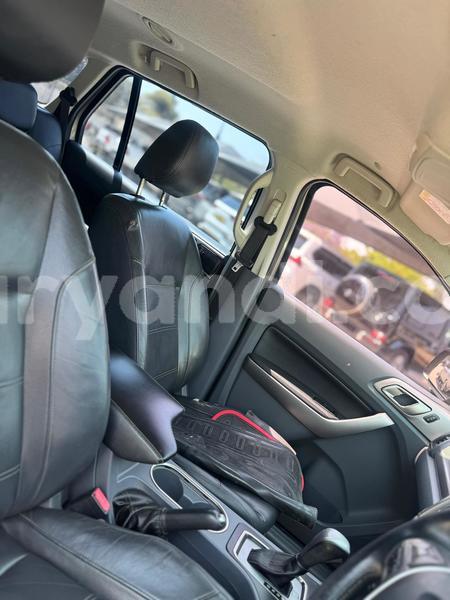 Big with watermark ford everest zambia lusaka 30508