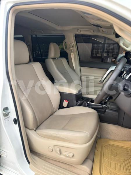 Big with watermark toyota prado zambia lusaka 30512