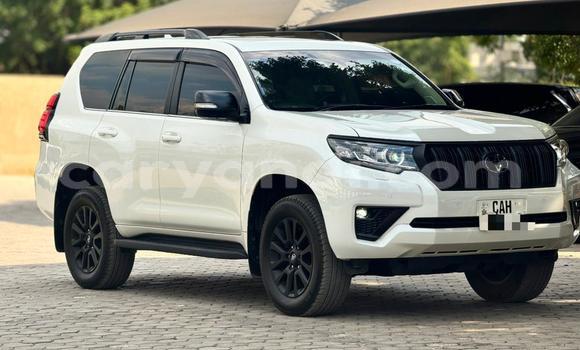 Acheter Occasion Voiture Toyota Prado Blanc à Lusaka, Zambie Acheter Occasion Voiture Toyota Prado Blanc à Lusaka, Zambie