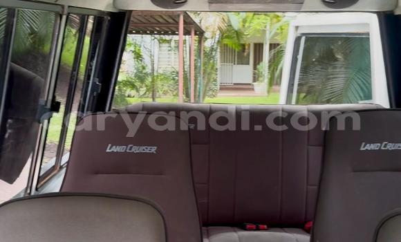 Tenga Tsaru Toyota Land Cruiser Chena Mota in Ndola in Zambia Tenga Tsaru Toyota Land Cruiser Chena Mota in Ndola in Zambia