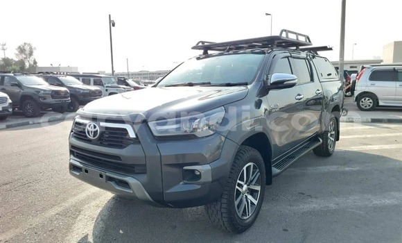 Tenga Tsaru Toyota Hilux Zvimwe Mota in Lusaka in Zambia Tenga Tsaru Toyota Hilux Zvimwe Mota in Lusaka in Zambia