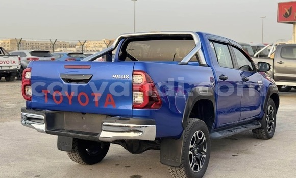 Tenga Tsaru Toyota Hilux Bhuruu Mota in Lusaka in Zambia Tenga Tsaru Toyota Hilux Bhuruu Mota in Lusaka in Zambia