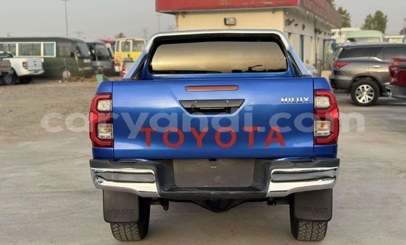 Tenga Tsaru Toyota Hilux Bhuruu Mota in Lusaka in Zambia Tenga Tsaru Toyota Hilux Bhuruu Mota in Lusaka in Zambia