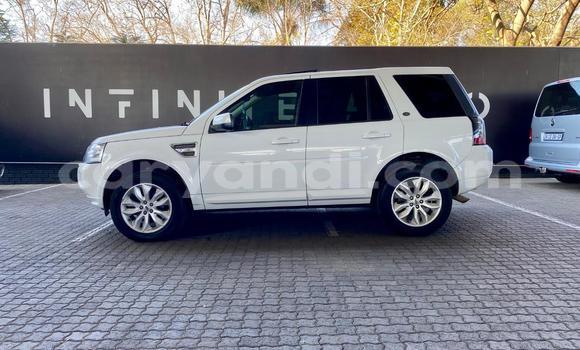 Buy Used Land Rover Freelander White Car in Lusaka in Zambia Buy Used Land Rover Freelander White Car in Lusaka in Zambia