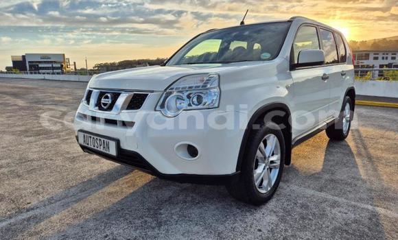 Buy Used Nissan X–Trail White Car in Livingstone in Zambia Buy Used Nissan X–Trail White Car in Livingstone in Zambia