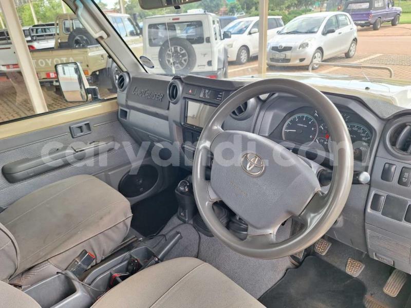 Big with watermark toyota land cruiser zambia livingstone 30544