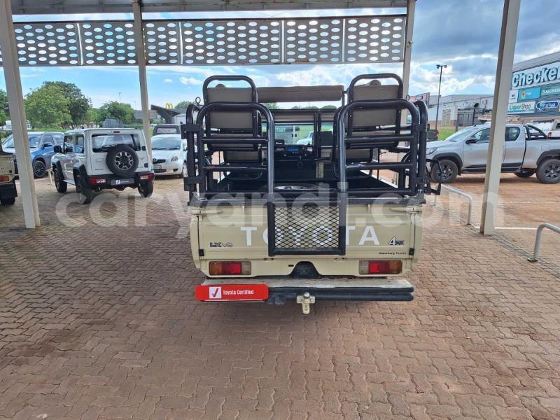 Big with watermark toyota land cruiser zambia livingstone 30544