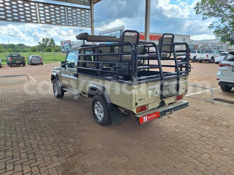 Big with watermark toyota land cruiser zambia livingstone 30544