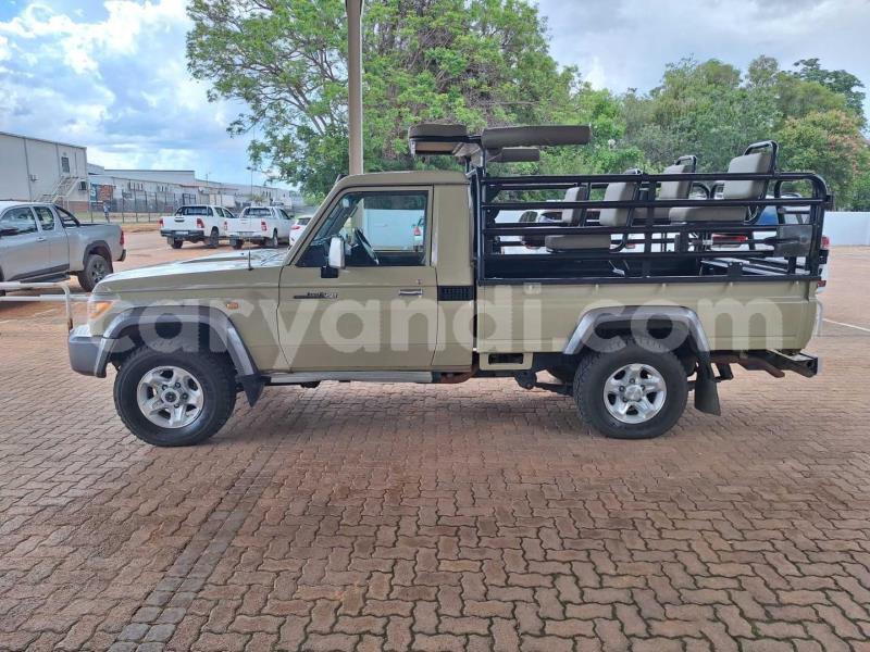 Big with watermark toyota land cruiser zambia livingstone 30544