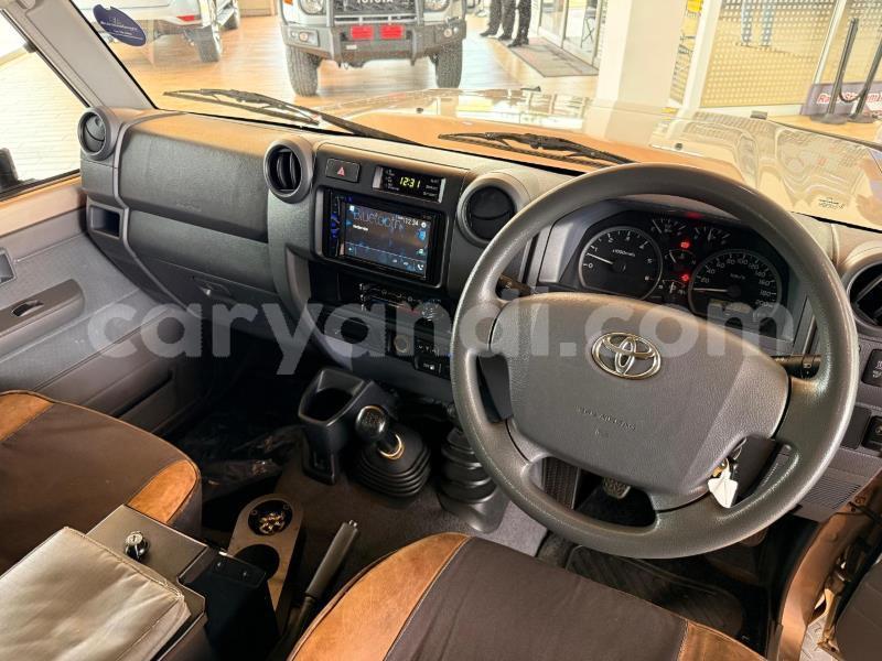 Big with watermark toyota land cruiser zambia livingstone 30545