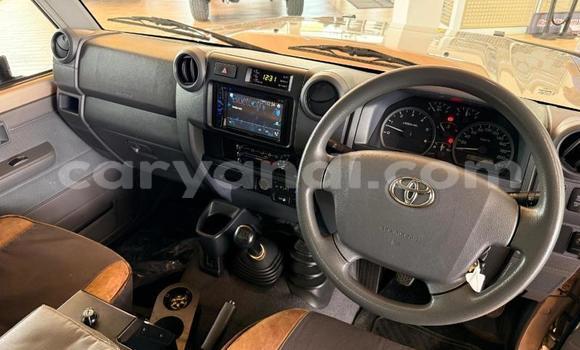 Buy Used Toyota Land Cruiser Brown Car in Livingstone in Zambia Buy Used Toyota Land Cruiser Brown Car in Livingstone in Zambia