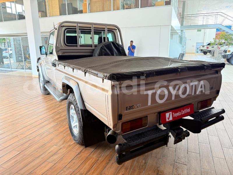 Big with watermark toyota land cruiser zambia livingstone 30545