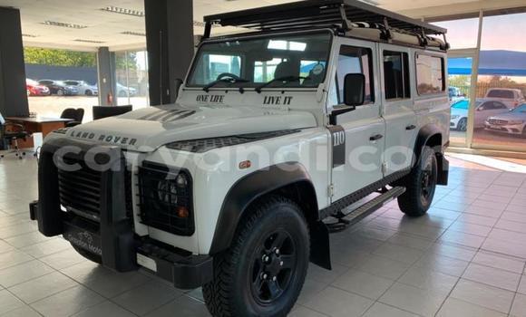 Buy Used Land Rover Defender White Car in Livingstone in Zambia Buy Used Land Rover Defender White Car in Livingstone in Zambia