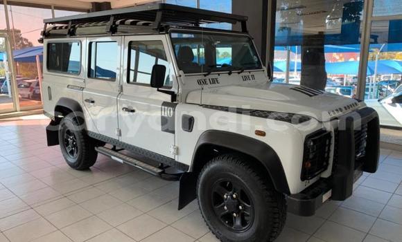 Buy Used Land Rover Defender White Car in Livingstone in Zambia Buy Used Land Rover Defender White Car in Livingstone in Zambia
