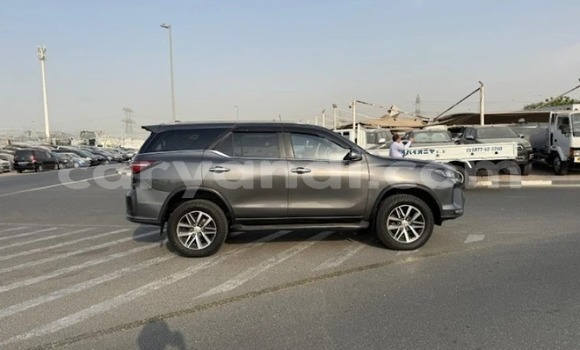 Tenga Tsaru Toyota Fortuner Zvimwe Mota in Import - Dubai in Zambia Tenga Tsaru Toyota Fortuner Zvimwe Mota in Import - Dubai in Zambia