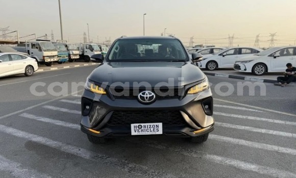 Tenga Tsaru Toyota Fortuner Zvimwe Mota in Import - Dubai in Zambia Tenga Tsaru Toyota Fortuner Zvimwe Mota in Import - Dubai in Zambia
