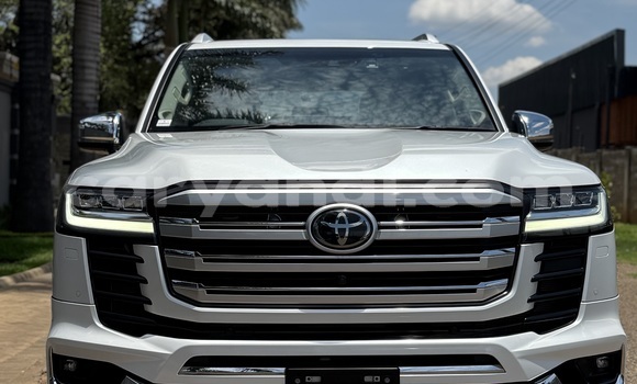 Buy Used Toyota Land Cruiser White Car in Lusaka in Zambia Buy Used Toyota Land Cruiser White Car in Lusaka in Zambia