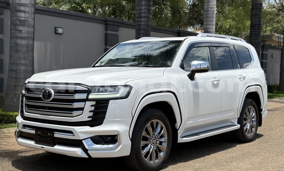 Buy Used Toyota Land Cruiser White Car in Lusaka in Zambia Buy Used Toyota Land Cruiser White Car in Lusaka in Zambia