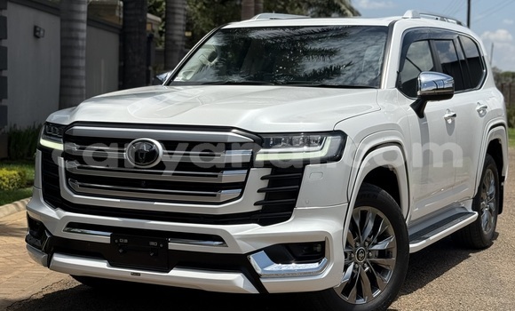 Buy Used Toyota Land Cruiser White Car in Lusaka in Zambia Buy Used Toyota Land Cruiser White Car in Lusaka in Zambia