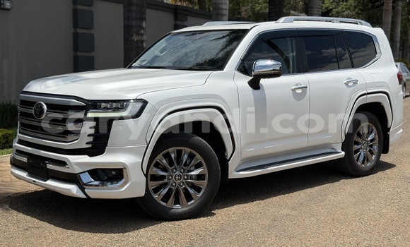 Buy Used Toyota Land Cruiser White Car in Lusaka in Zambia Buy Used Toyota Land Cruiser White Car in Lusaka in Zambia