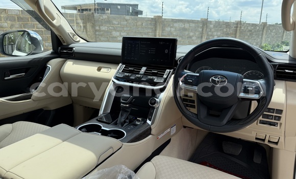 Buy Used Toyota Land Cruiser White Car in Lusaka in Zambia Buy Used Toyota Land Cruiser White Car in Lusaka in Zambia