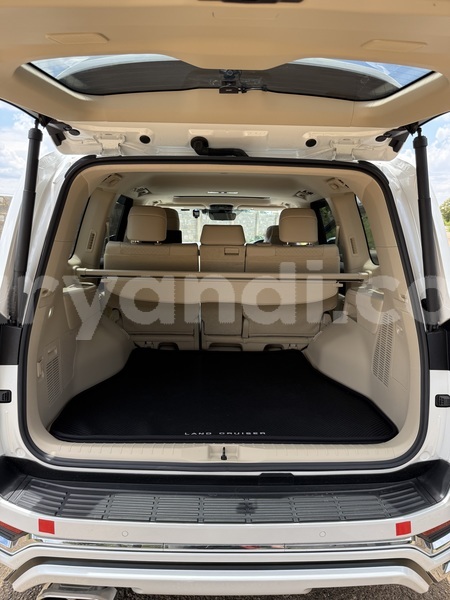 Big with watermark toyota land cruiser zambia lusaka 30555