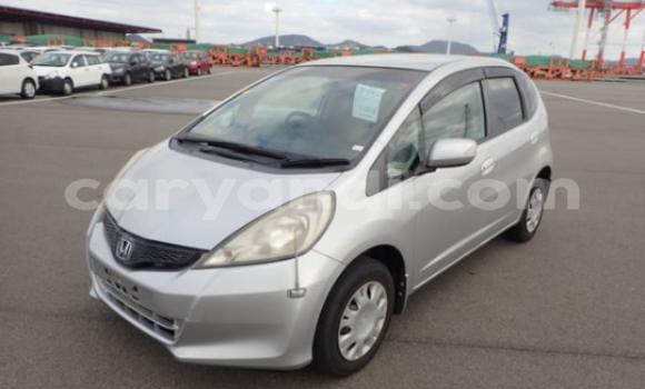Acheter Occasion Voiture Honda FIT Gris à Lusaka, Zambie