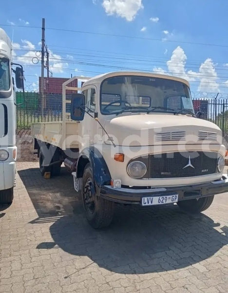 Big with watermark mercedes benz 1117 zambia lusaka 30561