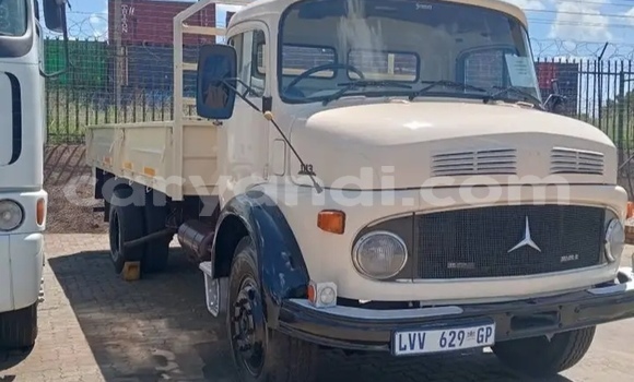 Tenga Tsaru Mercedes–Benz 1117 Beige Rori in Lusaka in Zambia Tenga Tsaru Mercedes–Benz 1117 Beige Rori in Lusaka in Zambia