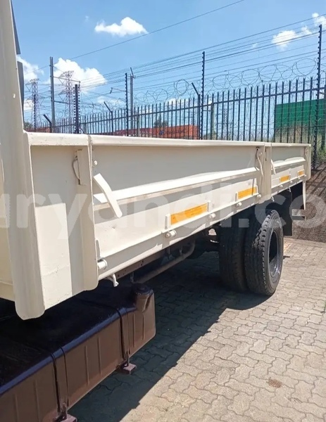 Big with watermark mercedes benz 1117 zambia lusaka 30561