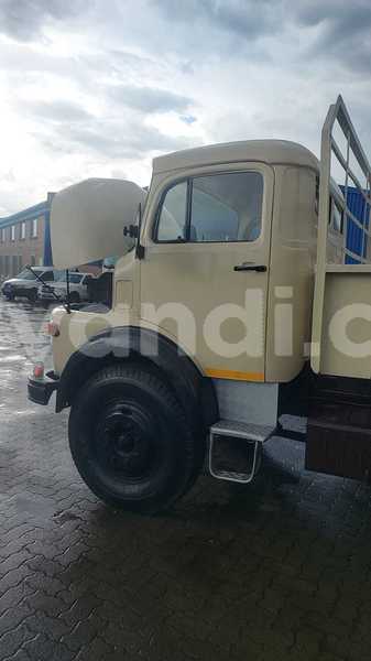 Big with watermark mercedes benz 1117 zambia lusaka 30561