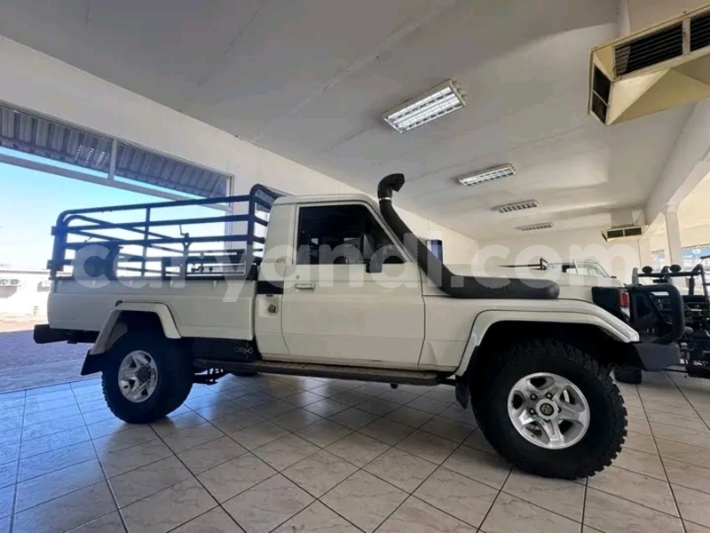 Big with watermark toyota land cruiser zambia lusaka 30562