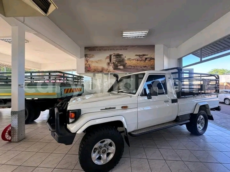 Big with watermark toyota land cruiser zambia lusaka 30562