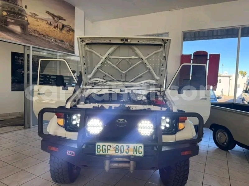 Big with watermark toyota land cruiser zambia lusaka 30562
