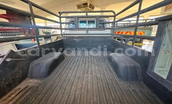 Buy Used Toyota Land Cruiser White Car in Lusaka in Zambia Buy Used Toyota Land Cruiser White Car in Lusaka in Zambia