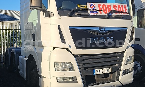 Nunua Ilio tumika Man TGX Nyeupe Lori ndani ya Chama nchini Kusini Nunua Ilio tumika Man TGX Nyeupe Lori ndani ya Chama nchini Kusini