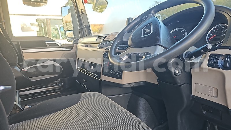 Big with watermark man tgx southern choma 30567